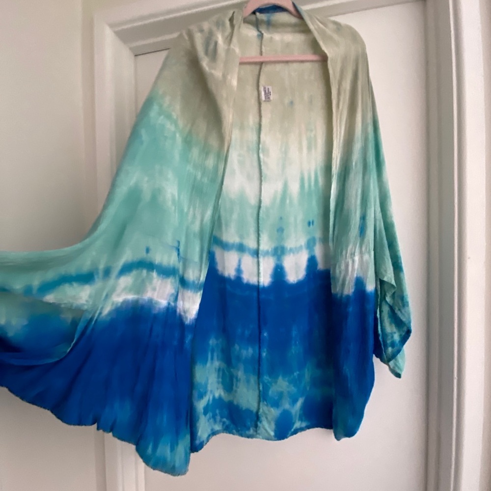 Cocoon jacket %100 rayon.
